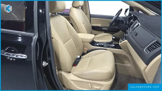 KIA CARNIVAL 9-SEATER PRSTIGE