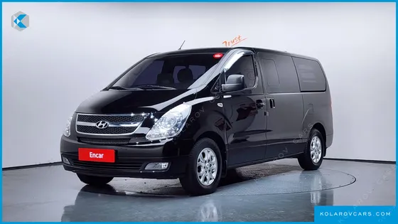 HYUNDAI STAREX 5-SEATER VAN