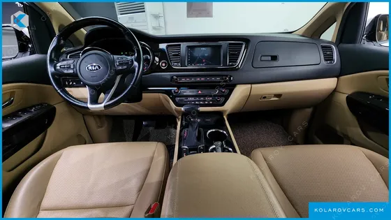 KIA CARNIVAL 9-SEATER PRSTIGE
