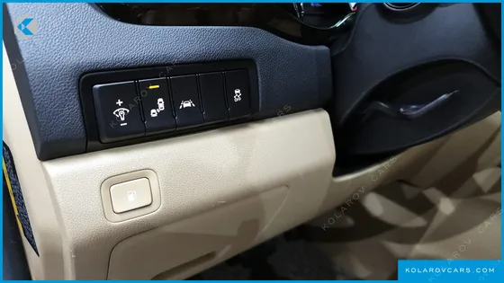 KIA CARNIVAL 9-SEATER PRSTIGE