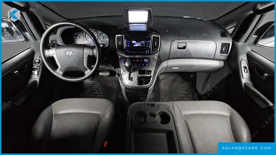 HYUNDAI STAREX 12-SEATER WAGON