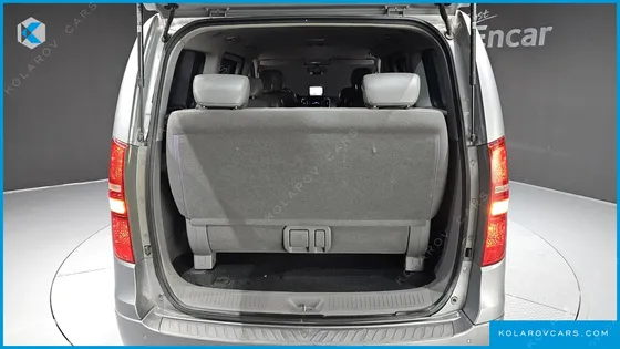 HYUNDAI STAREX 12-SEATER WAGON