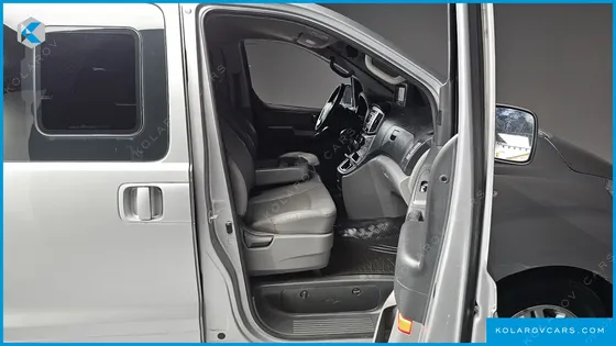 HYUNDAI STAREX 12-SEATER WAGON