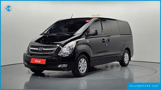 HYUNDAI STAREX 5-SEATER VAN