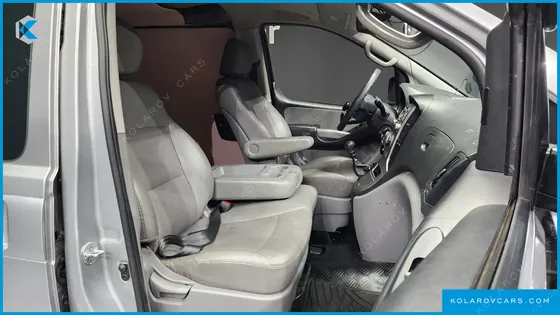 HYUNDAI STAREX CAMPING CAR