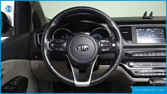 KIA CARNIVAL 9-SEATER LUXURY