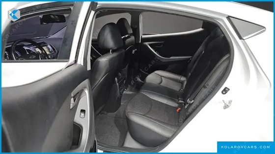 HYUNDAI ELANTRA (AVANTE) 1.6 GDI SMART
