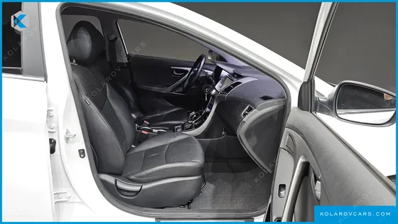 HYUNDAI ELANTRA (AVANTE) 1.6 GDI SMART