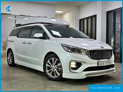 KIA CARNIVAL 9-SEATER HI-LIMOUSINE