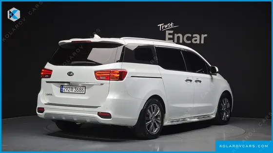 KIA CARNIVAL 9-SEATER NOBLESSE SPECIAL
