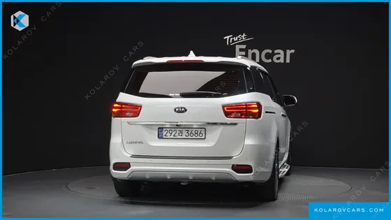 KIA CARNIVAL 9-SEATER NOBLESSE SPECIAL
