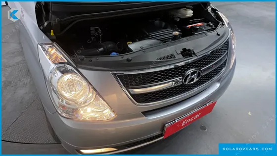 HYUNDAI STAREX 11-SEATER WAGON