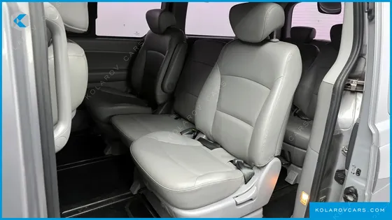 HYUNDAI STAREX 11-SEATER WAGON