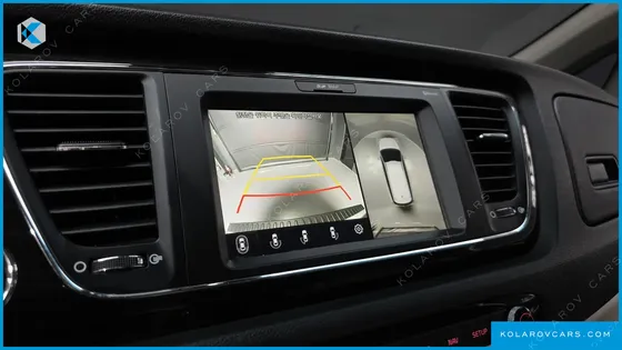 KIA CARNIVAL 9-SEATER NOBLESSE SPECIAL