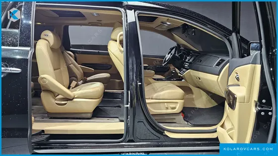 KIA CARNIVAL 11-SEATER PRESTIGE