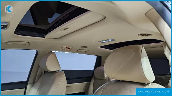 KIA CARNIVAL 11-SEATER PRESTIGE