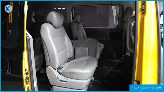HYUNDAI STAREX 12-SEATER WAGON