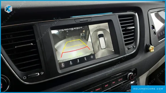KIA CARNIVAL 9-SEATER NOBLESSE SPECIAL