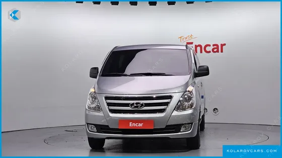 HYUNDAI STAREX 12-SEATER WAGON