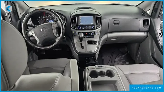 HYUNDAI STAREX 12-SEATER WAGON