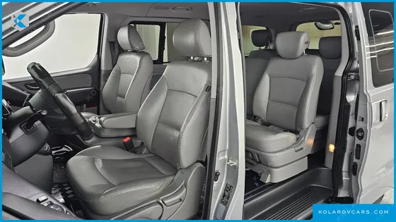 HYUNDAI STAREX 12-SEATER WAGON