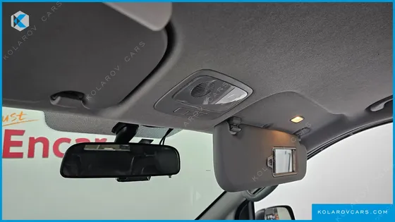 HYUNDAI STAREX 12-SEATER WAGON