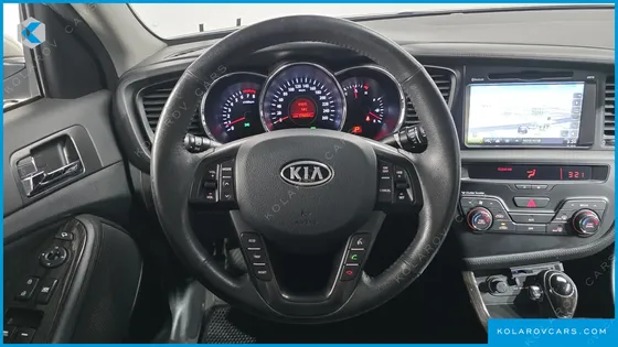 KIA K5 2.0 LUXURY