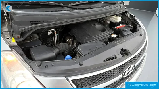 HYUNDAI STAREX 11-SEATER WAGON