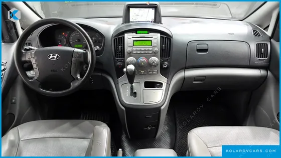 HYUNDAI STAREX 11-SEATER WAGON