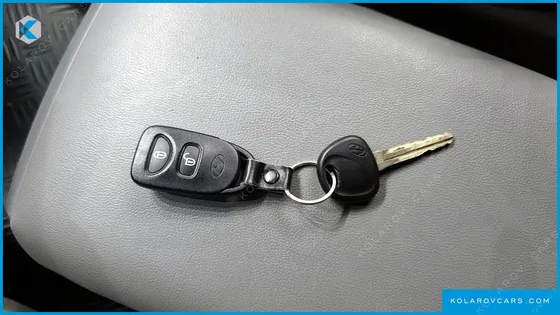 HYUNDAI STAREX 11-SEATER WAGON