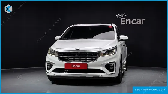 KIA CARNIVAL 9-SEATER NOBLESSE