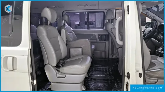 HYUNDAI STAREX 11-SEATER WAGON