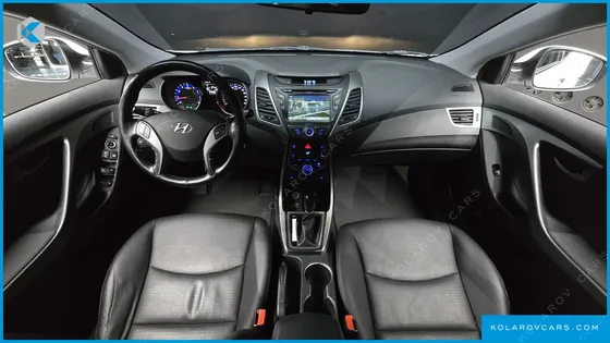 HYUNDAI ELANTRA (AVANTE) 1.6 GDI SMART