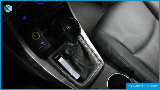 HYUNDAI ELANTRA (AVANTE) 1.6 GDI SMART
