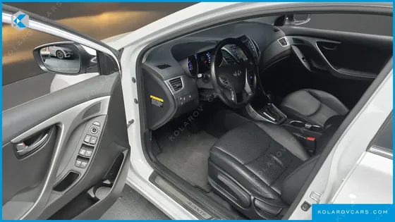 HYUNDAI ELANTRA (AVANTE) 1.6 GDI SMART