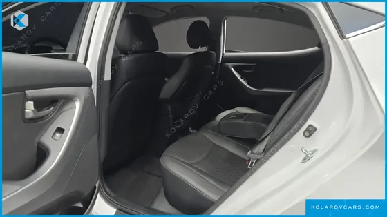 HYUNDAI ELANTRA (AVANTE) 1.6 GDI SMART