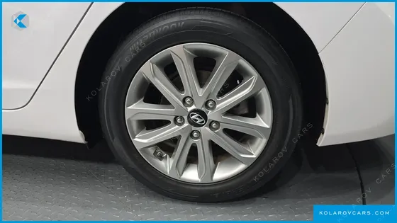 HYUNDAI ELANTRA (AVANTE) 1.6 GDI SMART