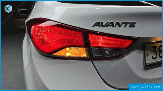 HYUNDAI ELANTRA (AVANTE) 1.6 GDI SMART