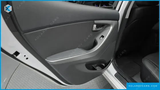 HYUNDAI ELANTRA (AVANTE) 1.6 GDI SMART