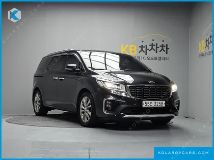 KIA CARNIVAL 7-SEATER LIMOUSINE
