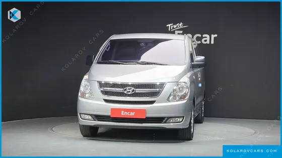 HYUNDAI STAREX 11-SEATER WAGON