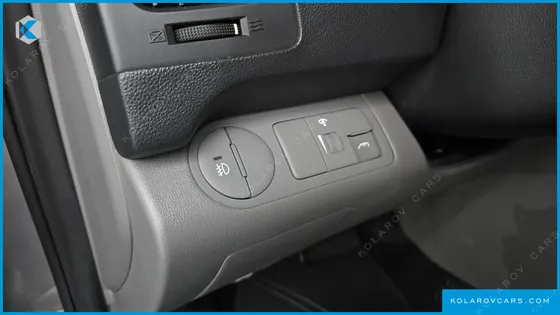 HYUNDAI STAREX 11-SEATER WAGON