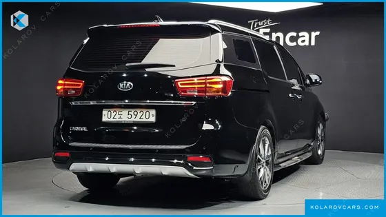 KIA CARNIVAL 9-SEATER PRSTIGE