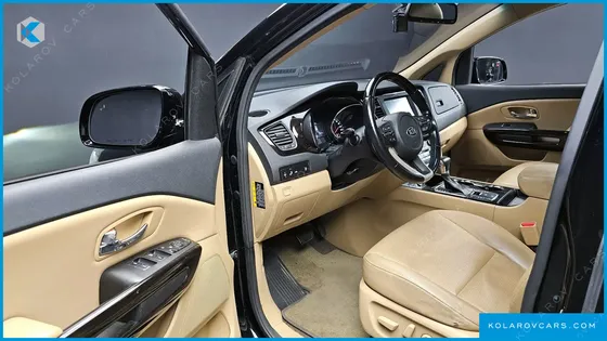 KIA CARNIVAL 9-SEATER PRSTIGE