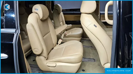 KIA CARNIVAL 9-SEATER PRSTIGE