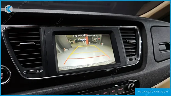 KIA CARNIVAL 9-SEATER PRSTIGE