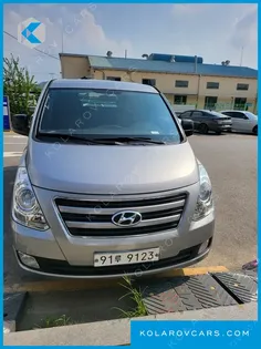 HYUNDAI STAREX 5-SEATER VAN