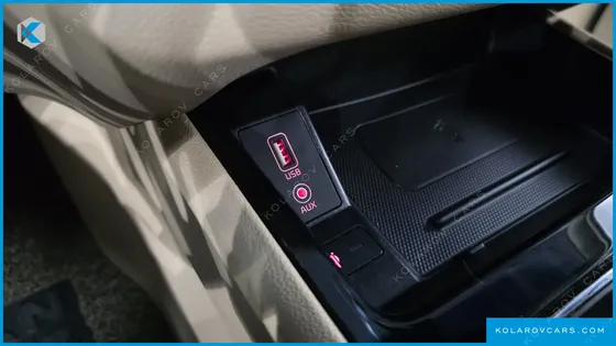 KIA CARNIVAL 9-SEATER NOBLESSE SPECIAL