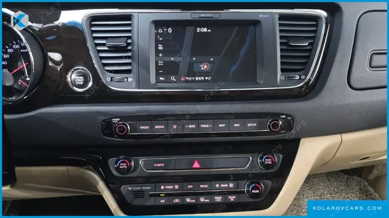 KIA CARNIVAL 9-SEATER NOBLESSE SPECIAL