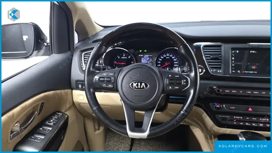 KIA CARNIVAL 9-SEATER NOBLESSE SPECIAL